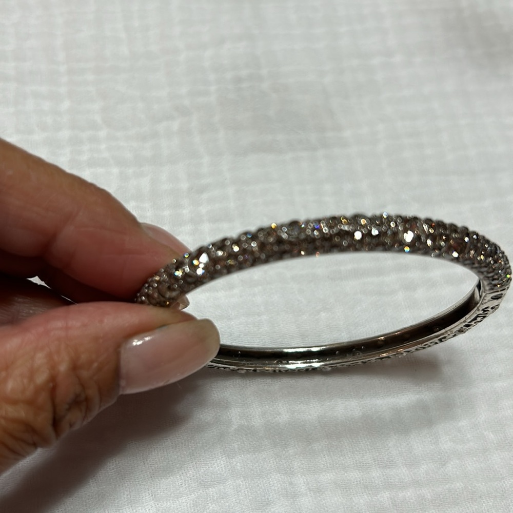 Beautiful Brighton Rhinestone Bracelet - Picture 4 of 5